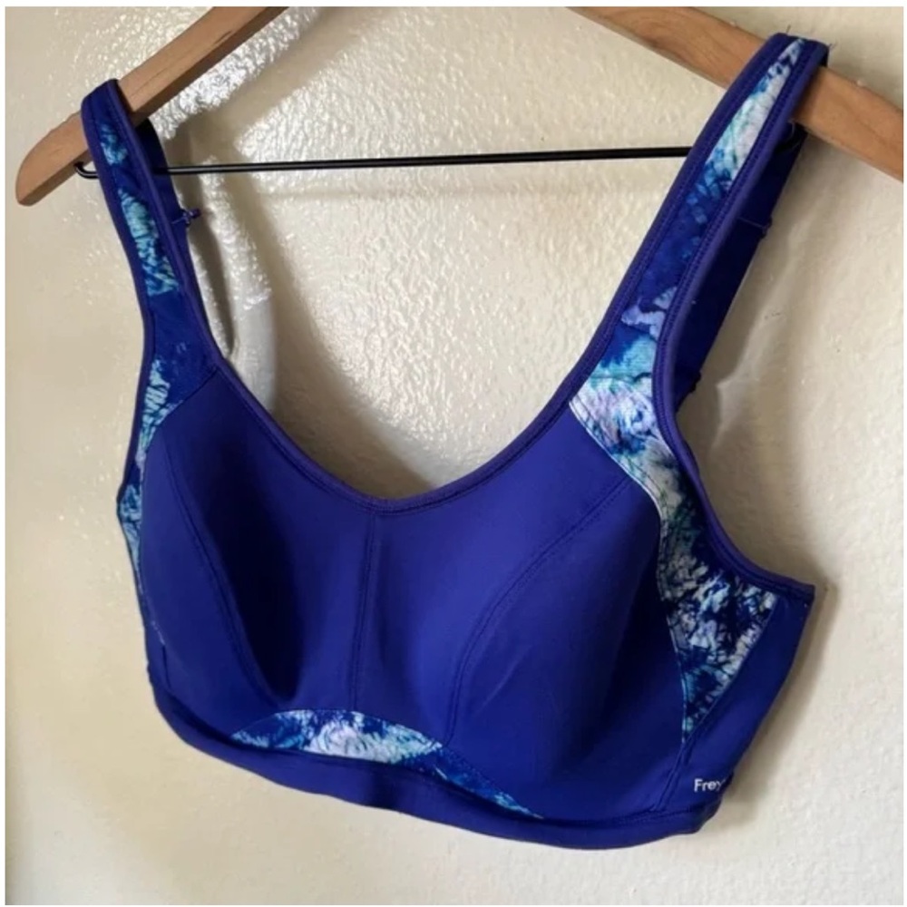 Freya | Active Underwire Crop Top Sports Bra - Picture 2 of 5